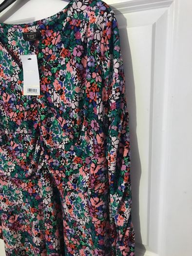 New roused sleeve lipsy dress
