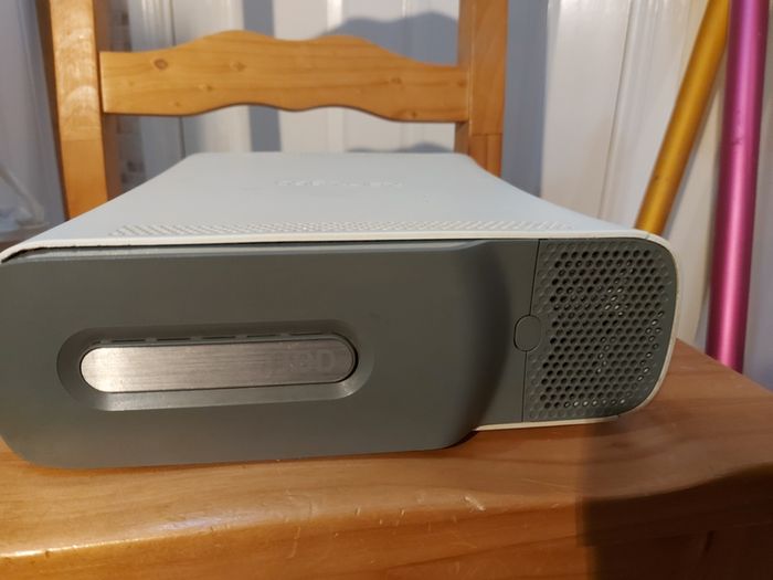 XBOX 360, with Power Charger, 2 Controlllers with Charger, wifi ariel, Communication cable, all in excellent cosmetic condition, not tested