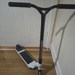 Invert Tempo FS2+ Stunt Scooter - Excellent Condition