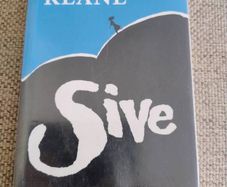 Sive by John B Keane in good condition with some underlining on some pages otherwise all okay see photos FREE STANDARD POSTAGE INCLUDED