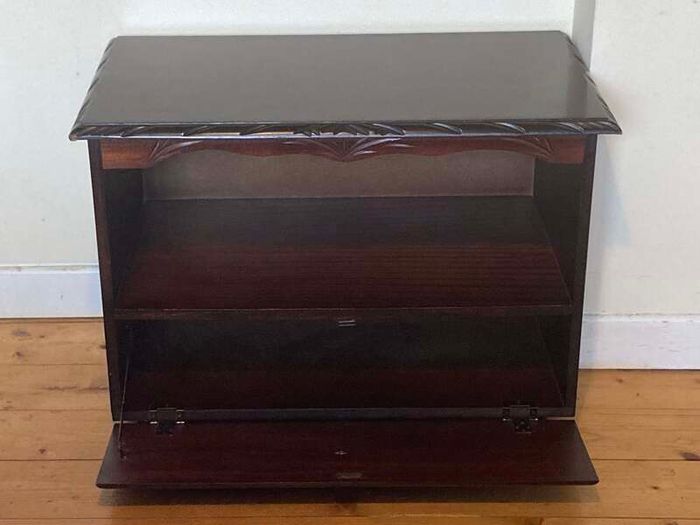 Rossmore Mahogany TV Unit / Storage Cabinet on Wheels