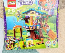 Multiple LEGO sets - girl themes