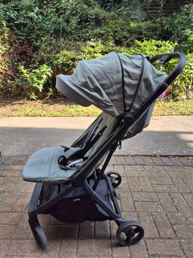 Zummi Eden compact stroller