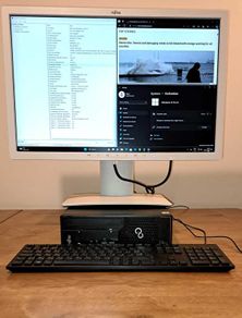 Desktop - Fujitsu Desktop Esprimo C720: