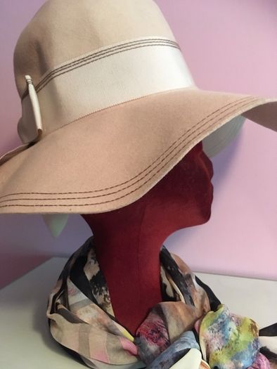 Vintage MISS DOLORES Fabulous Wide Brim HAT 60s