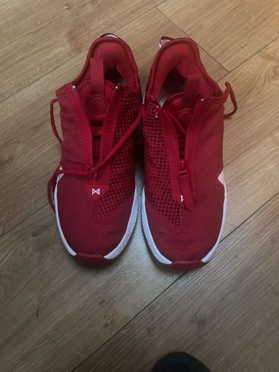 Nike Air Strobel Basketball Shoes Size UK8 (small fitting)