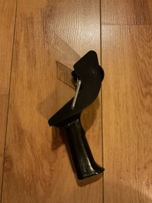 Tape dispenser