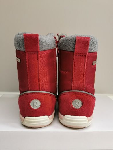 Girl's Reima boots size UK 7