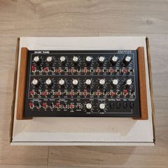 Doepfer Dark Time Analogue Step Sequencer (Red LEDs