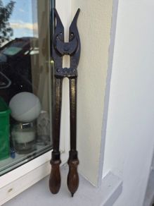old world war  2 fence  cutters