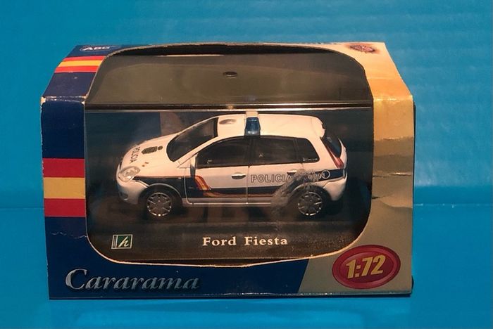 Hongwell Cararama Ford Fiesta Police 1/72 scale