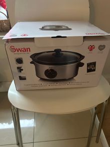 Slow cooker