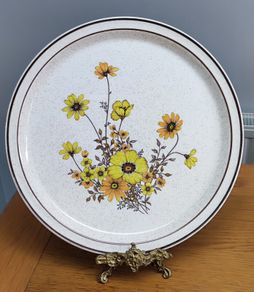 "Vintage Arklow Ireland Brendan Erin Stone Wild Flowers 8162" Chop Plate