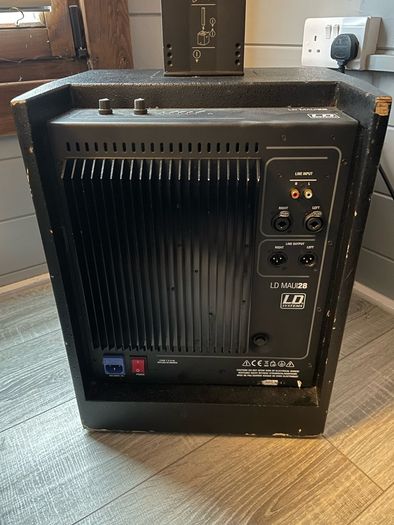LD Maui 28 G1 PA system + gigbags