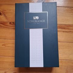 BNIB Newgrange Rainbow Vienna Wine Glasses