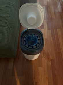 Tommy Tippee Twist and click nappy bin