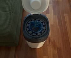 Tommy Tippee Twist and click nappy bin