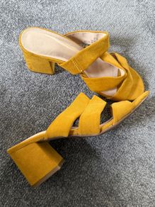 M&S Yellow Mustard Multi Strap Sandals Size 3.5!