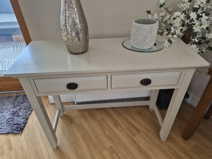 hall table