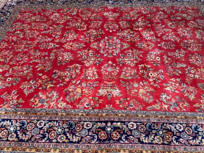 Really fabulous Hand Knotted Wool Sarough Rug 345 cm x 250 cm