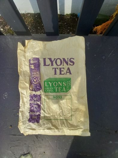 Vintage Lyons Tea Paper Shop Bag - Green Label & Minstrels Promo