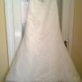 Ivory lace wedding dress Image 4