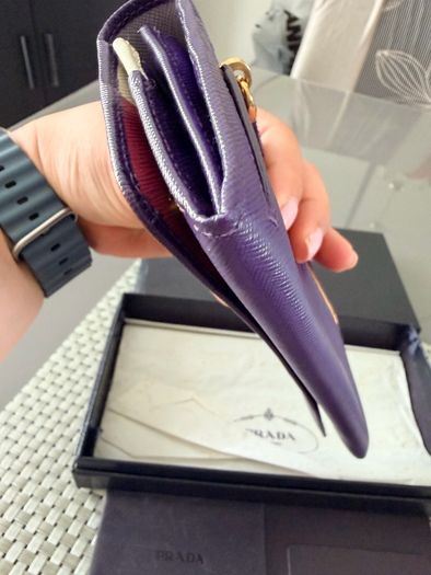 Prada Wallet Authenitc