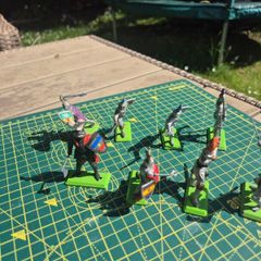 toy soldiers