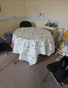Round Office Table & 3 Chairs