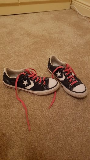 Girls Converse