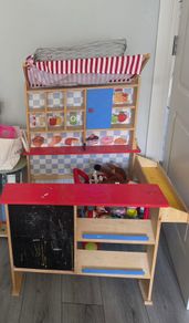 Play Shop