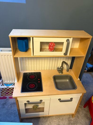 Childrens Kitchenette