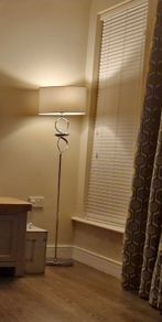 Floor lamp