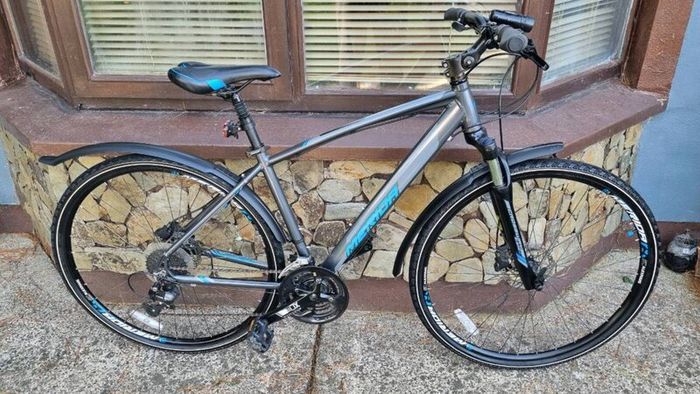 Merida crossway 40 hybrid Like new