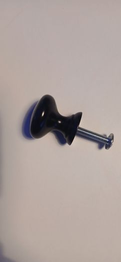 ikea Eneryda black knobs