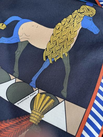 Absolutely Stunning Hermes scarf
