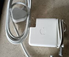 MagSafe 2 MacBook pro air etc ..... 85watts Apple Macbook Charger 85W MagSafe 2