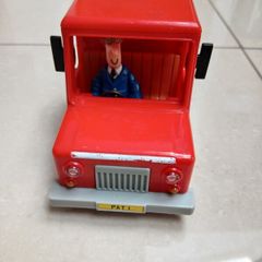 postman pat