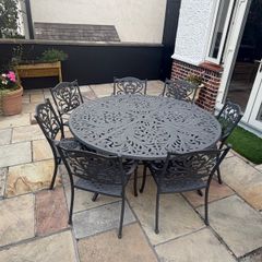 Cast Aluminium Garden Table & Chairs