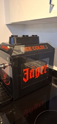 jagermister 3 bottle machine