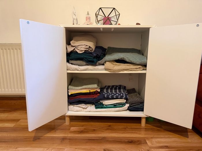 Eket Cabinet