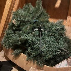 7 Foot Christmas Tree