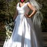 Allure 9155 White Wedding Dress size 12/14 Image 6