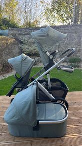 Vista V2 Pram/Carrycot