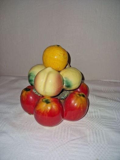 Vintage ceramic fruit centerpiece
