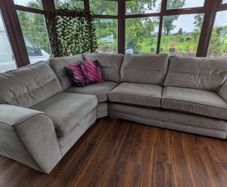 Large Corner Couch / Sofa