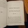 Mna Na Heireann. Womwn Who Shaped Ireland. Bynicola Depuis. First Edition Hardback With Dustjacket In Good Condition.  See Photos For. Image 10