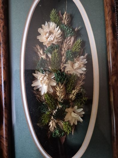 Vintage Irish Meadow and Oats Display