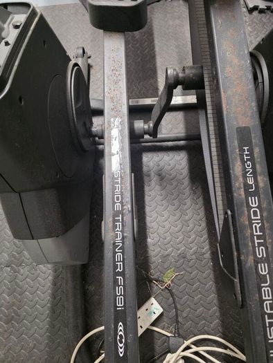 NordicTrack FS9i FreeStride Trainer / Elliptical Cross Trainer
