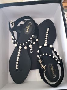 CHANEL brand new stunning sandals